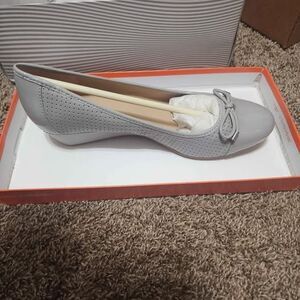 Easy Spirit Size 8 Flats NWT